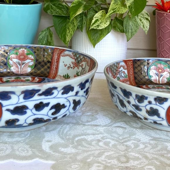 Antique Japanese Imari Porcelain Footed Rice Serving Bowl- Hand Painted-Set of 2 - Picture 2 of 12